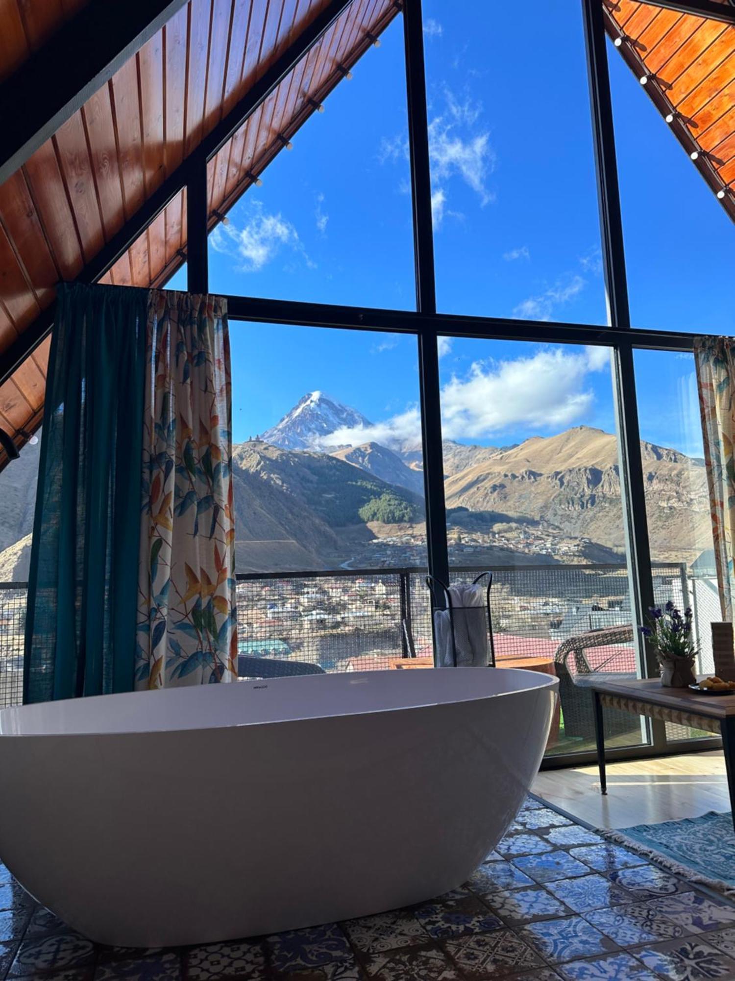 Cottage Veranda Kazbegi Luaran gambar